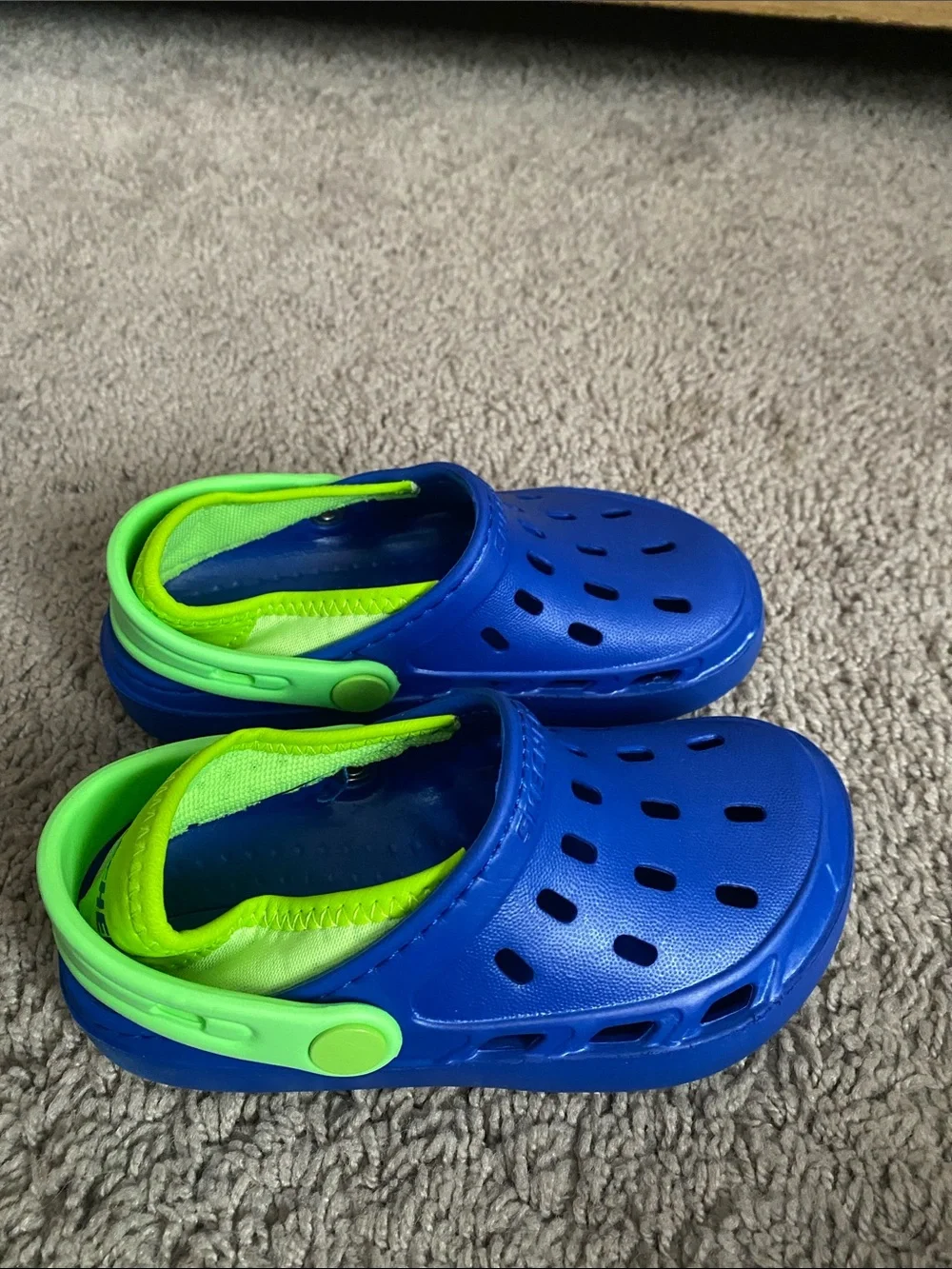 Skechers Blue Clog-Style Water Shoes with Neon Green Trim